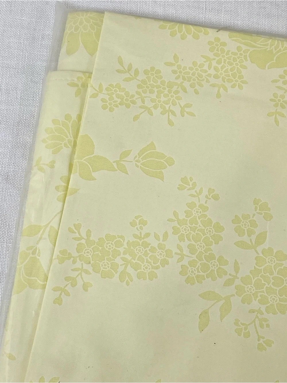 Vintage Mid-West Marko Yellow Floral Flannel Backed Vinyl Tablecloth